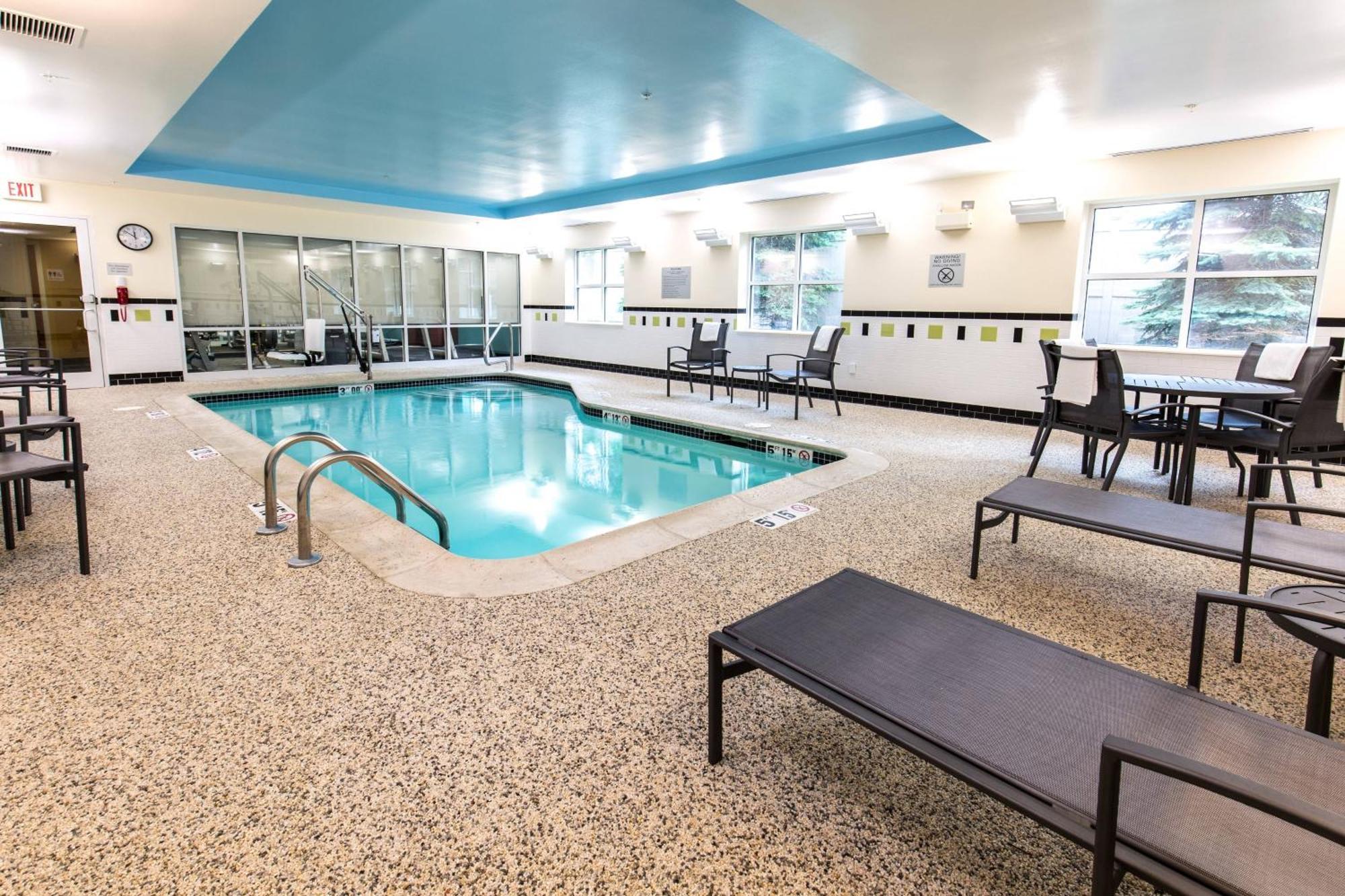 Fairfield Inn And Suites By Marriott Portsmouth Ексетер Екстериор снимка